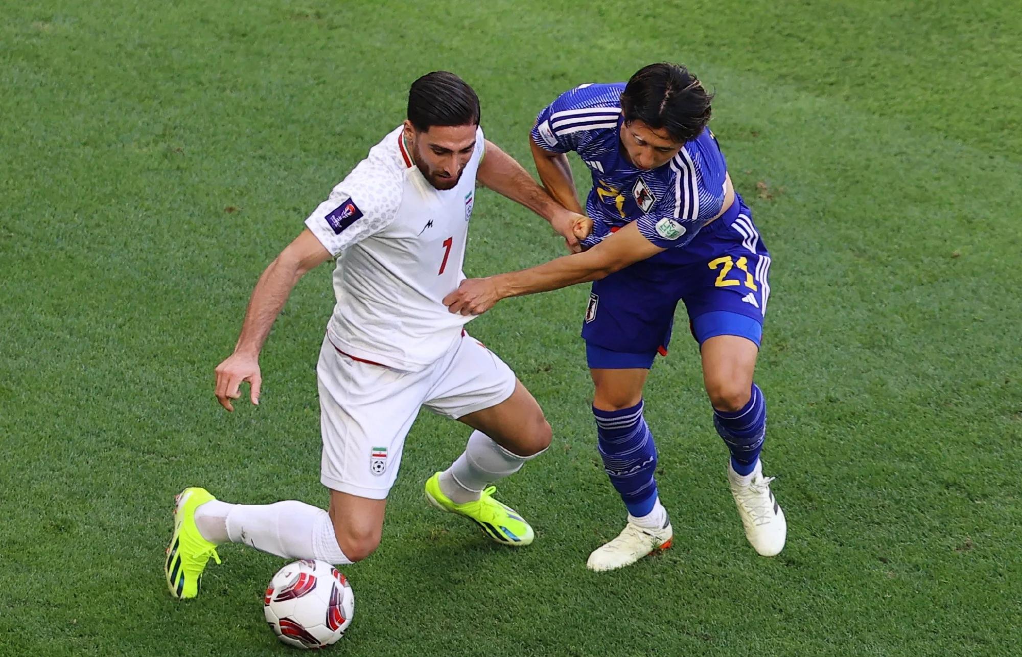 澳客app下载地址-伊朗队表现抢眼，勇夺榜首(伊朗队表现抢眼,勇夺榜首是谁)