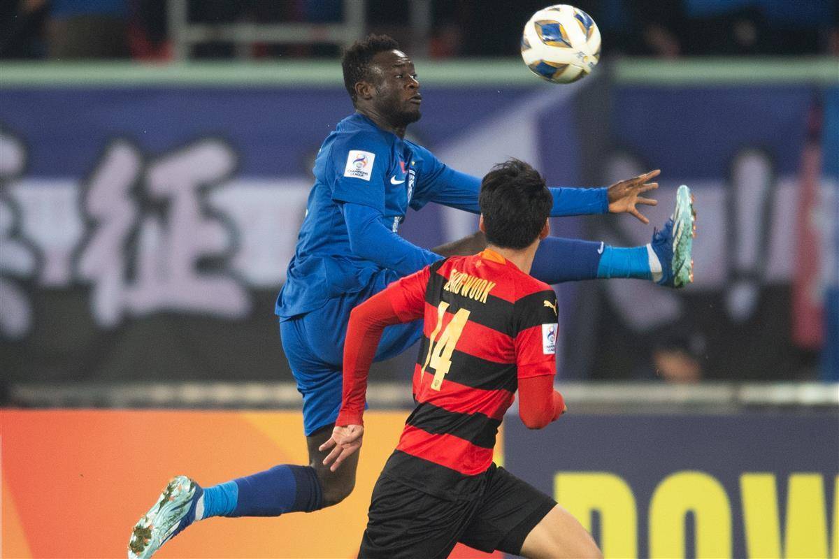 澳客电竞-凭借一波武汉三镇,亚冠成功失误,现场弹幕炸裂