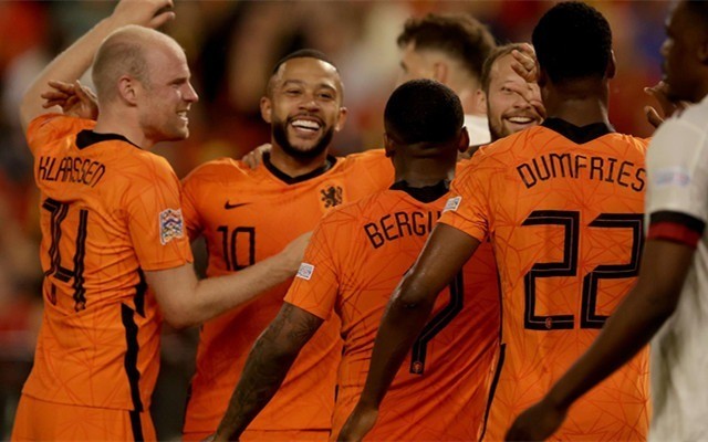 澳客网站-欧国联赛事裁判决策引争议,球队备战调整策略