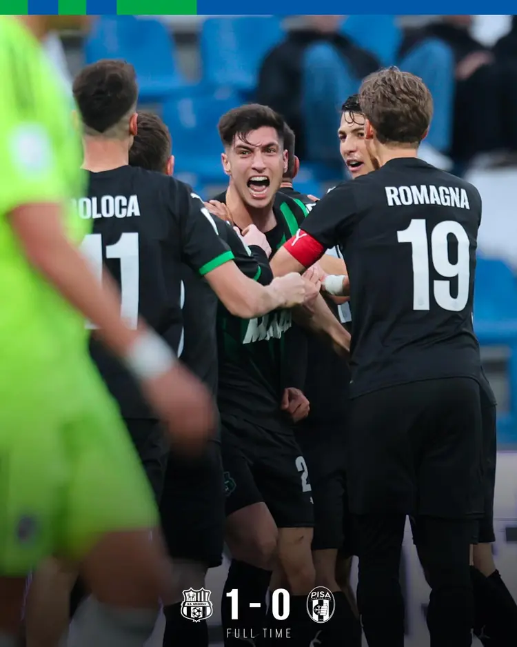 澳客app下载-萨索洛球员集体操练,备战关键比赛迎来磨合期的简单介绍