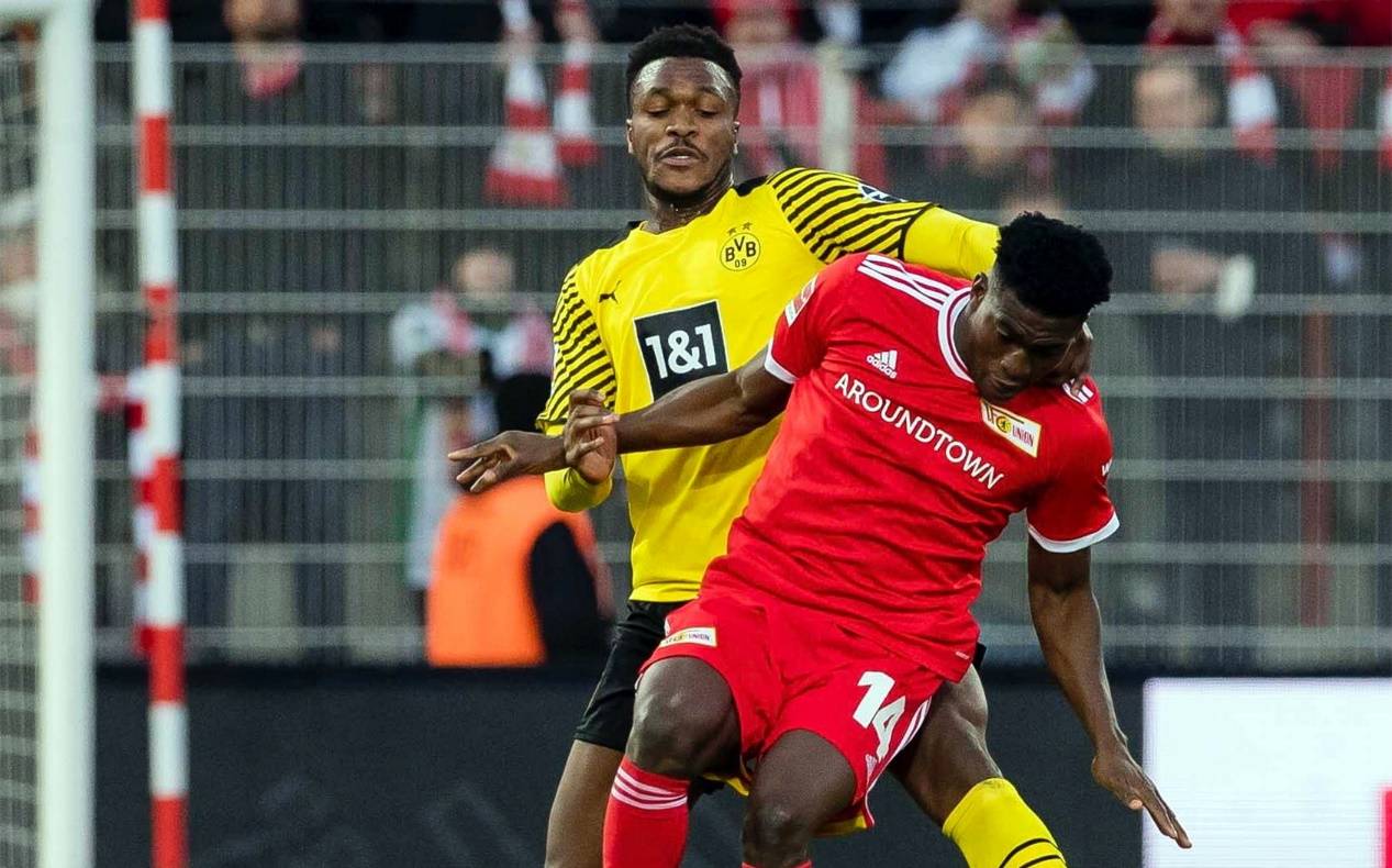 澳客新闻-甘冈主场获胜稳固积分榜位置的简单介绍