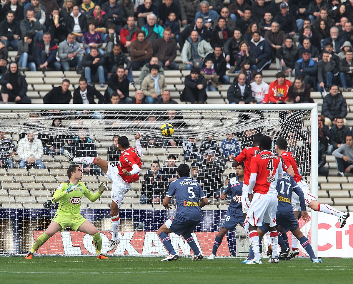 澳客登录-阿贾克斯将迎战法甲球队争取卫冕荷兰联赛冠军的简单介绍