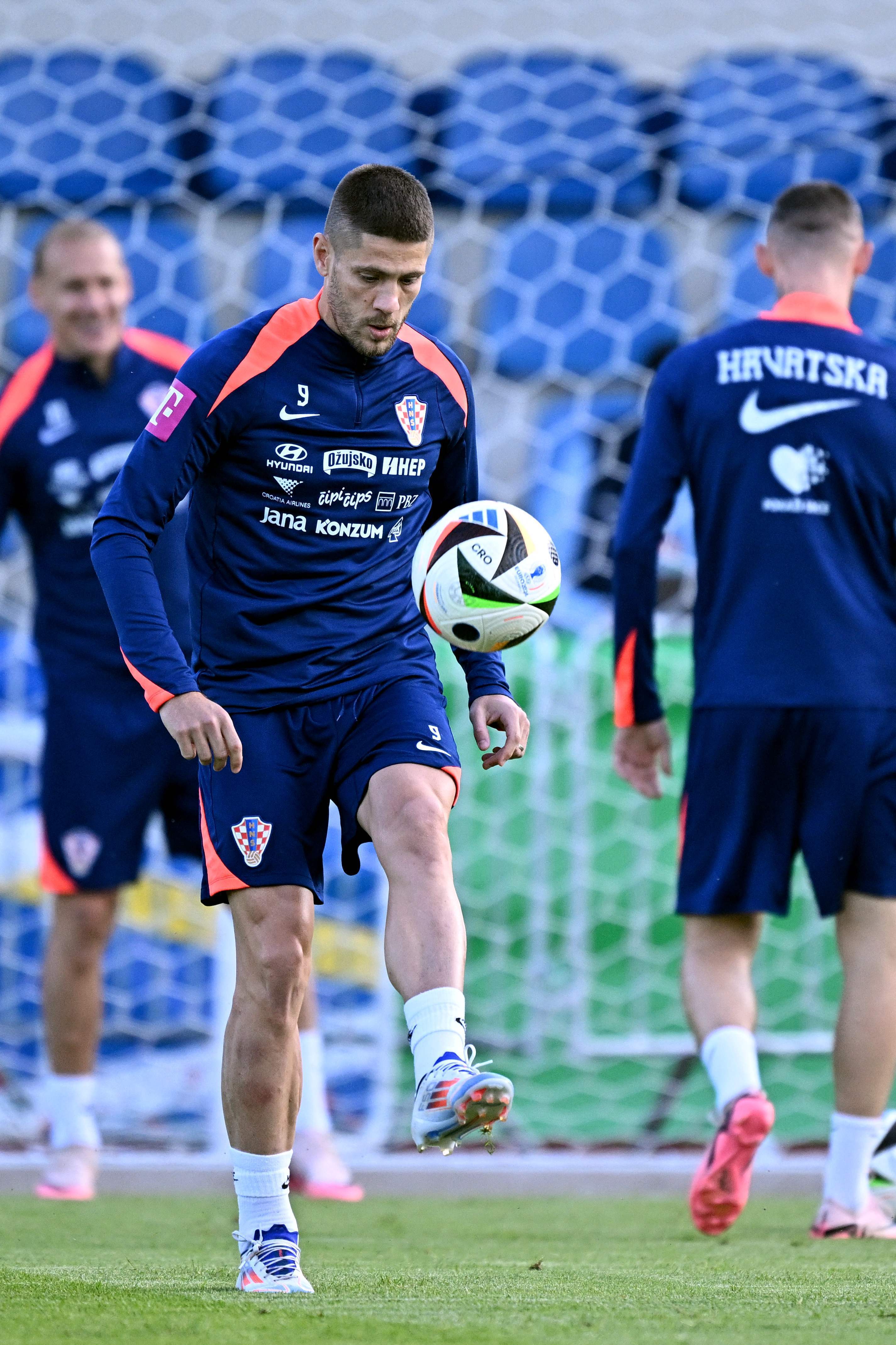 澳客竞技-包含克罗地亚篮球联赛预热赛开始,强队展现实力的词条